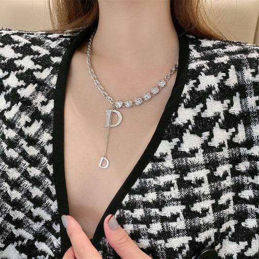 Niche Design Letter D Women's Sweater Chain